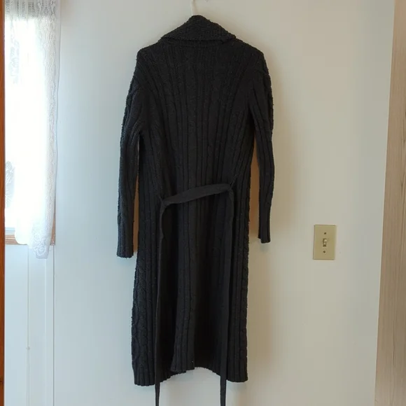 Long wrap sweater - Picture 10 of 11